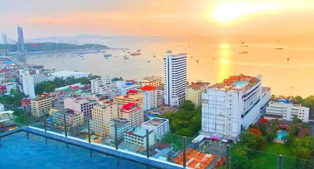 Central Pattaya Fully Equipped Condo Next To Beach Exterior foto