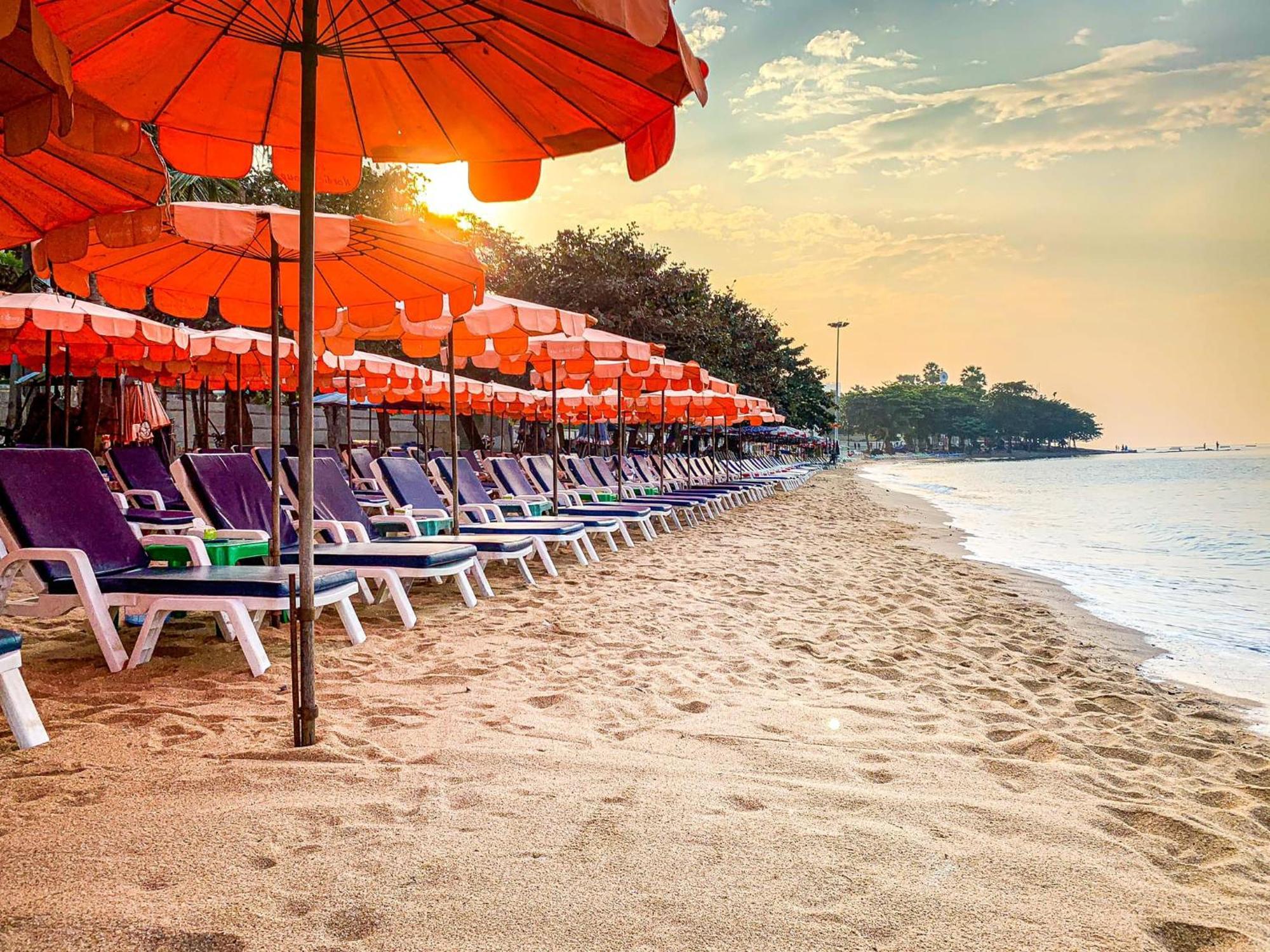 Central Pattaya Fully Equipped Condo Next To Beach Exterior foto